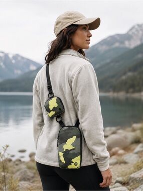 NEW Lululemon Modular Phone Crossbody Bag